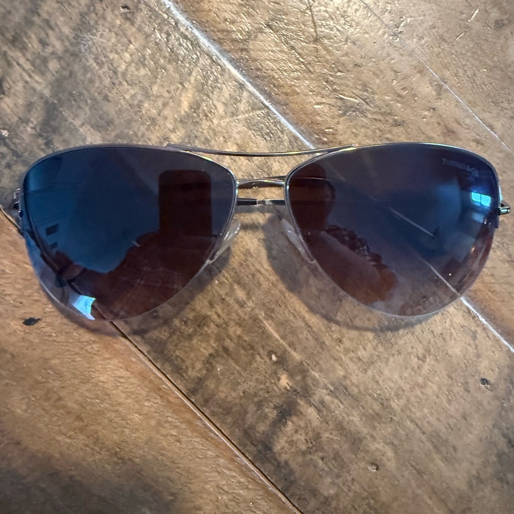 🛍️TIFFANY& CO. Aviator Sunglasses with brown Lenses